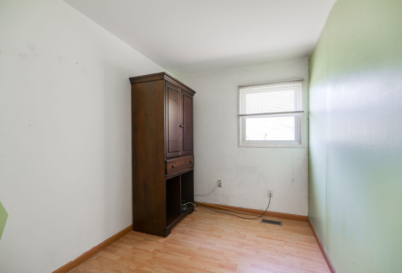 25-web-or-mls-413-weinland-st