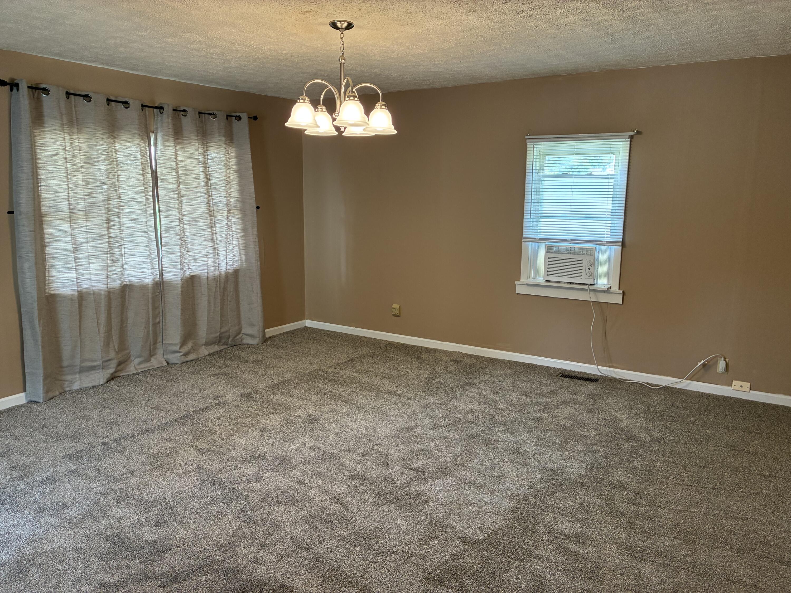 2419 Gladden Street, Springfield, Ohio 45503