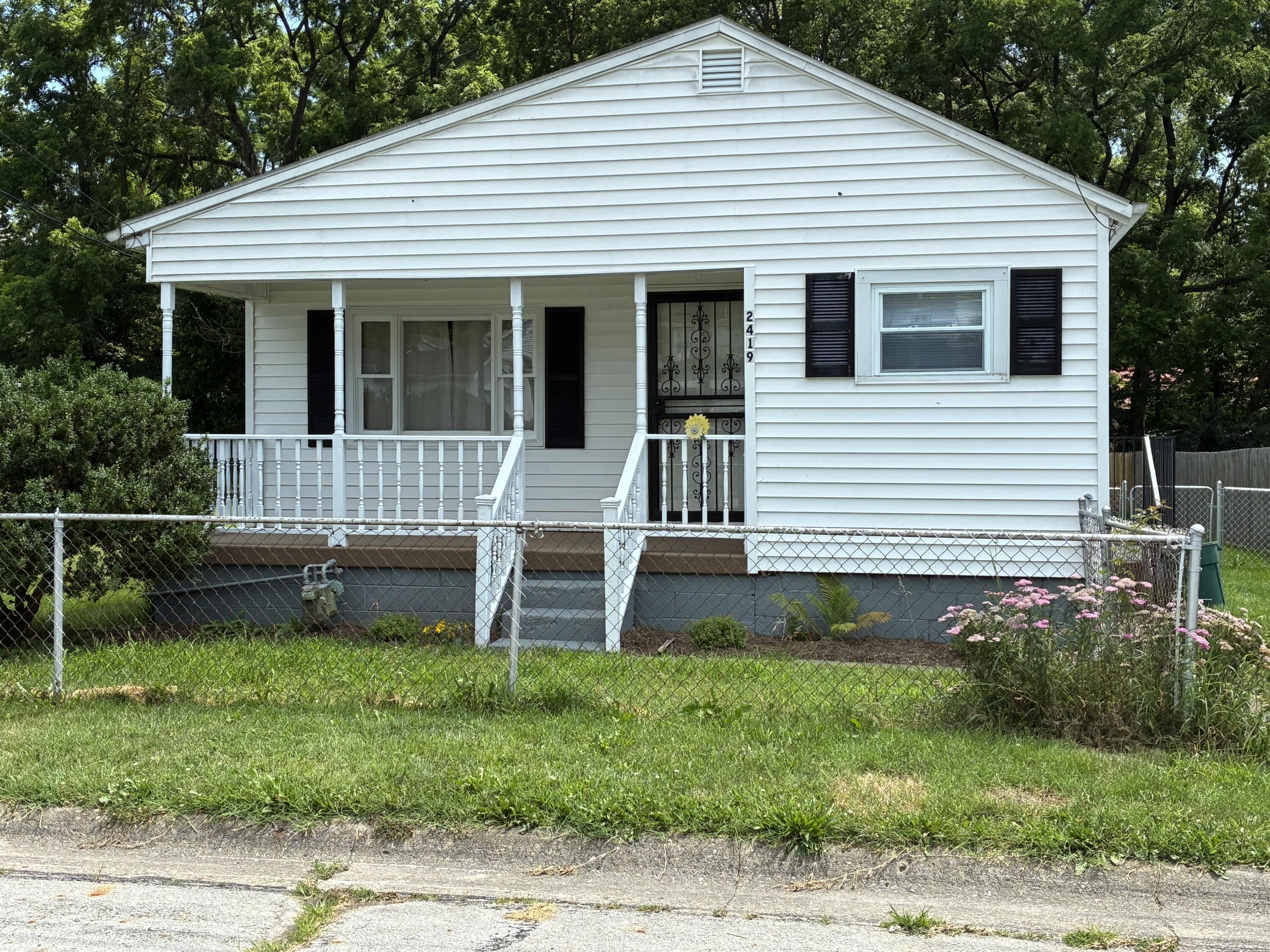 2419 Gladden Street, Springfield, Ohio 45503