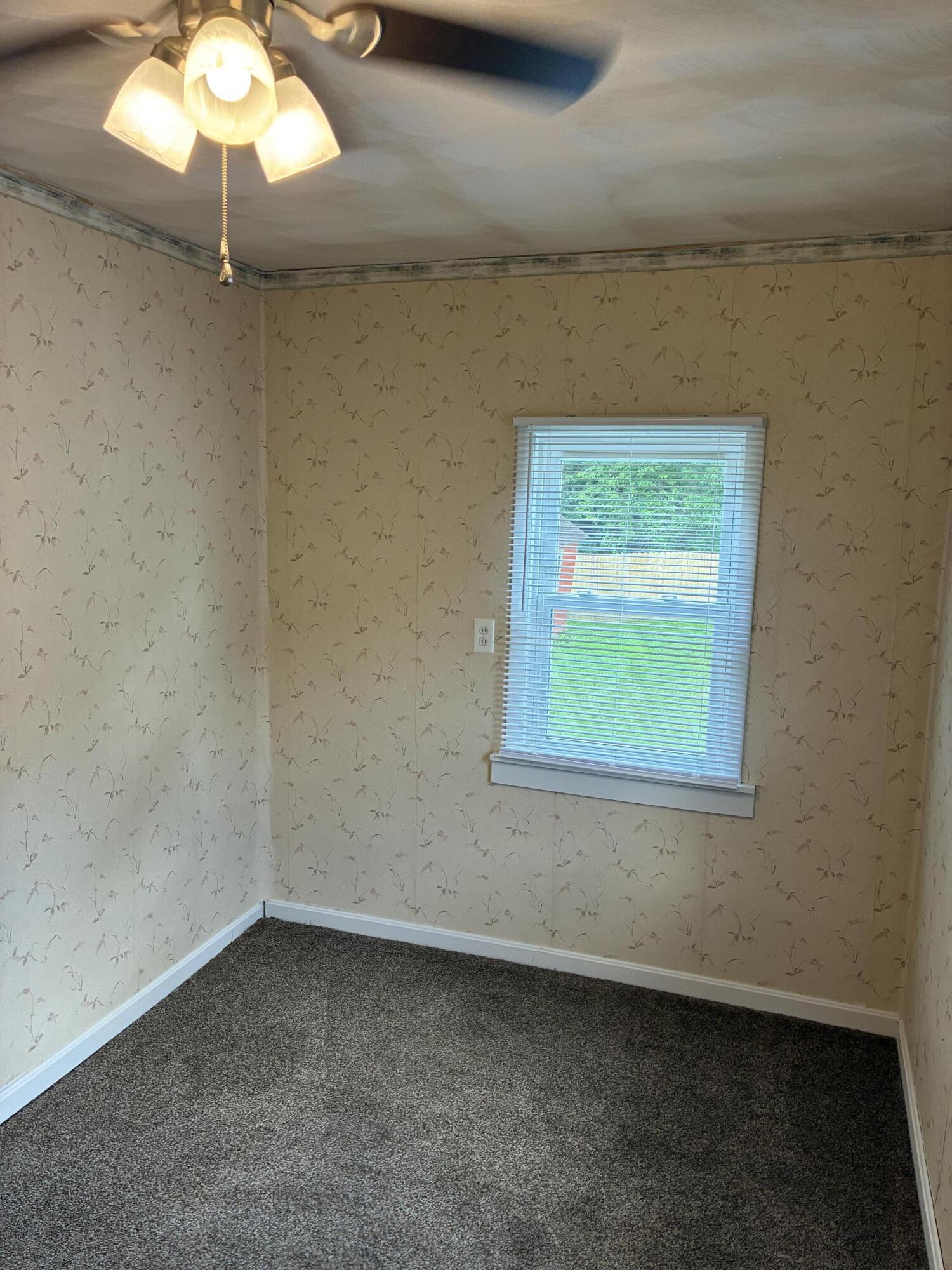 2419 Gladden Street, Springfield, Ohio 45503