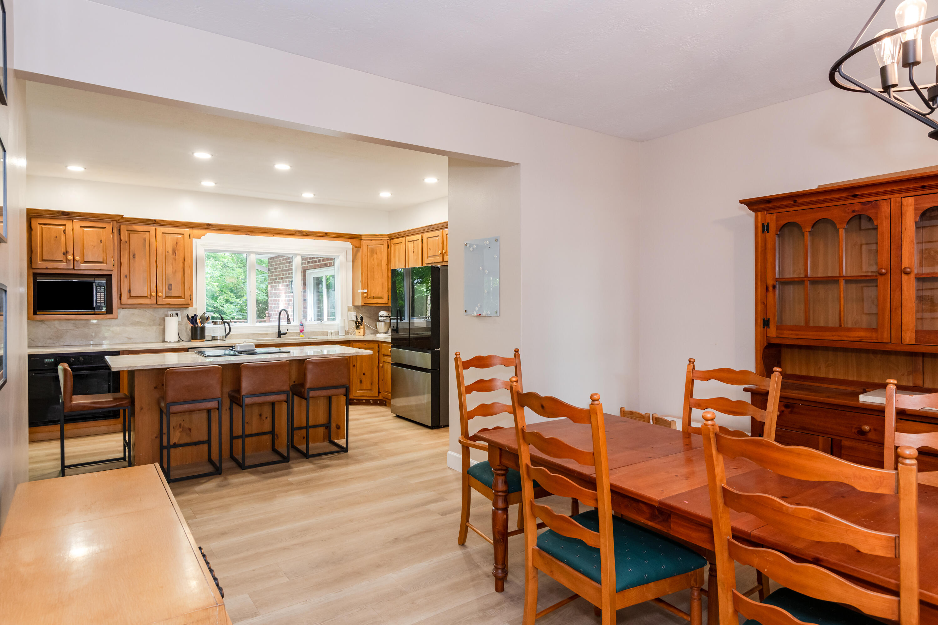 4341 Lone Wolf Avenue, Springfield, Ohio 45502