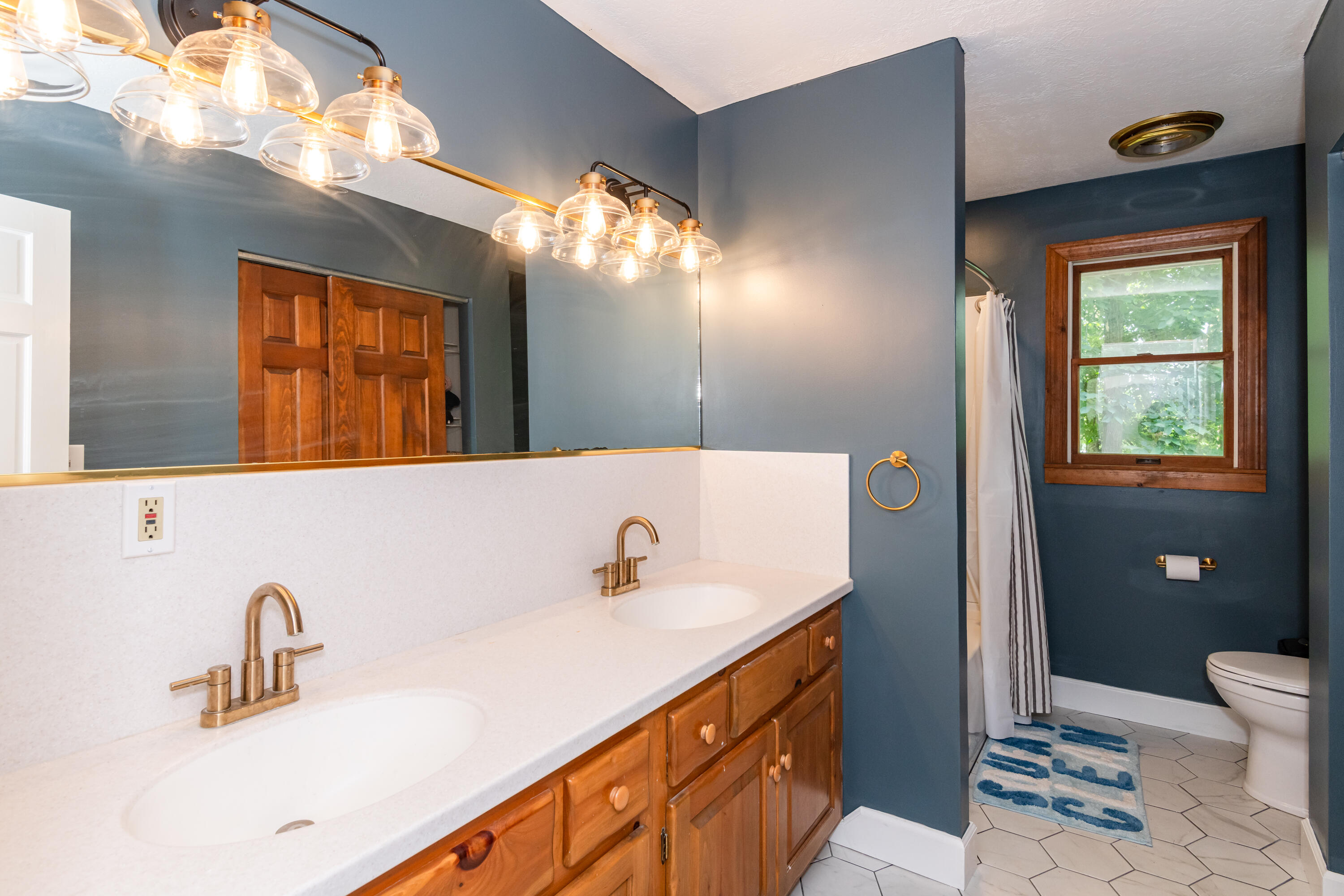 4341 Lone Wolf Avenue, Springfield, Ohio 45502