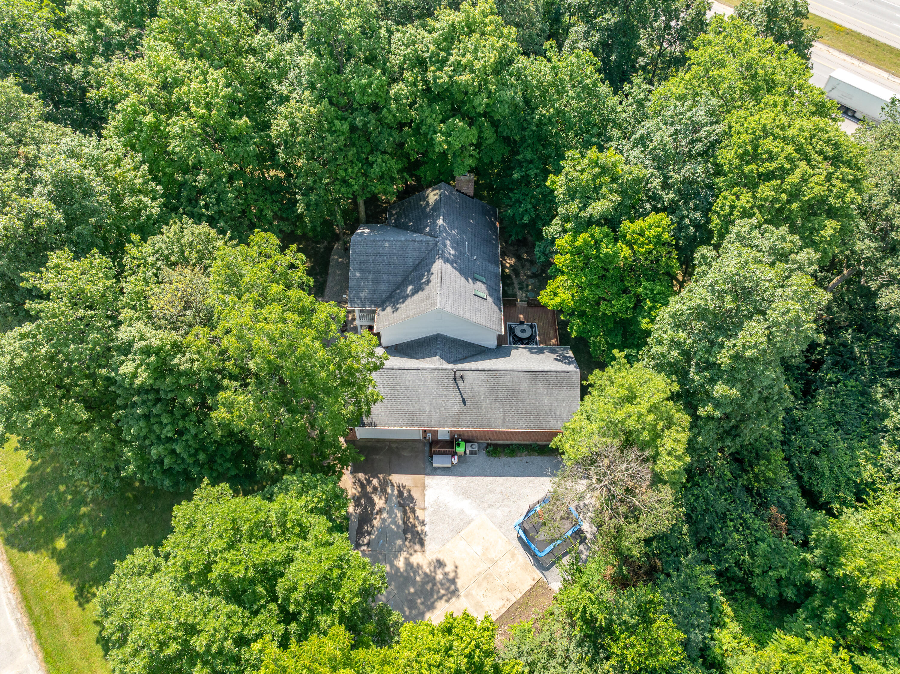 4341 Lone Wolf Avenue, Springfield, Ohio 45502
