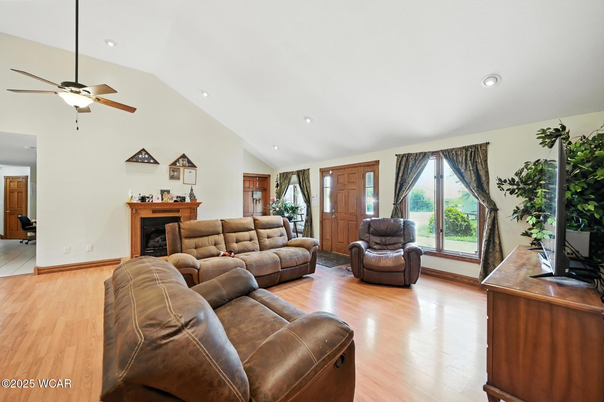 11885 County Road 12, Rawson, Ohio