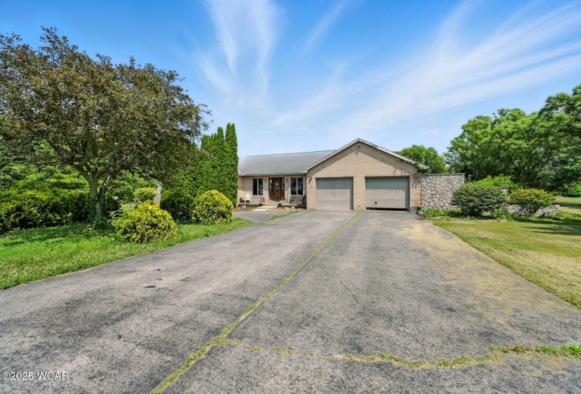 11885 County Road 12, Rawson, Ohio, 3 Bedrooms Bedrooms, ,2 BathroomsBathrooms,Residential,For Sale,County Road 12,307572