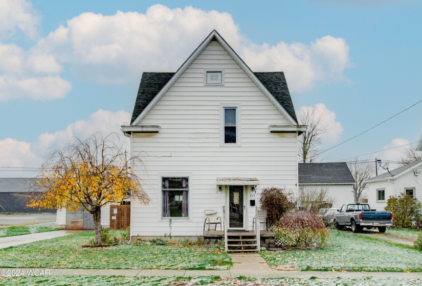 213 Pearl Street, Spencerville, Ohio, 4 Bedrooms Bedrooms, ,1 BathroomBathrooms,Residential,For Sale,Pearl,307642