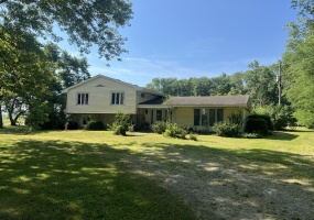 231 Mangus Road, Union City, Ohio 45390, 5 Bedrooms Bedrooms, ,2 BathroomsBathrooms,Residential,For Sale,Mangus,1040004