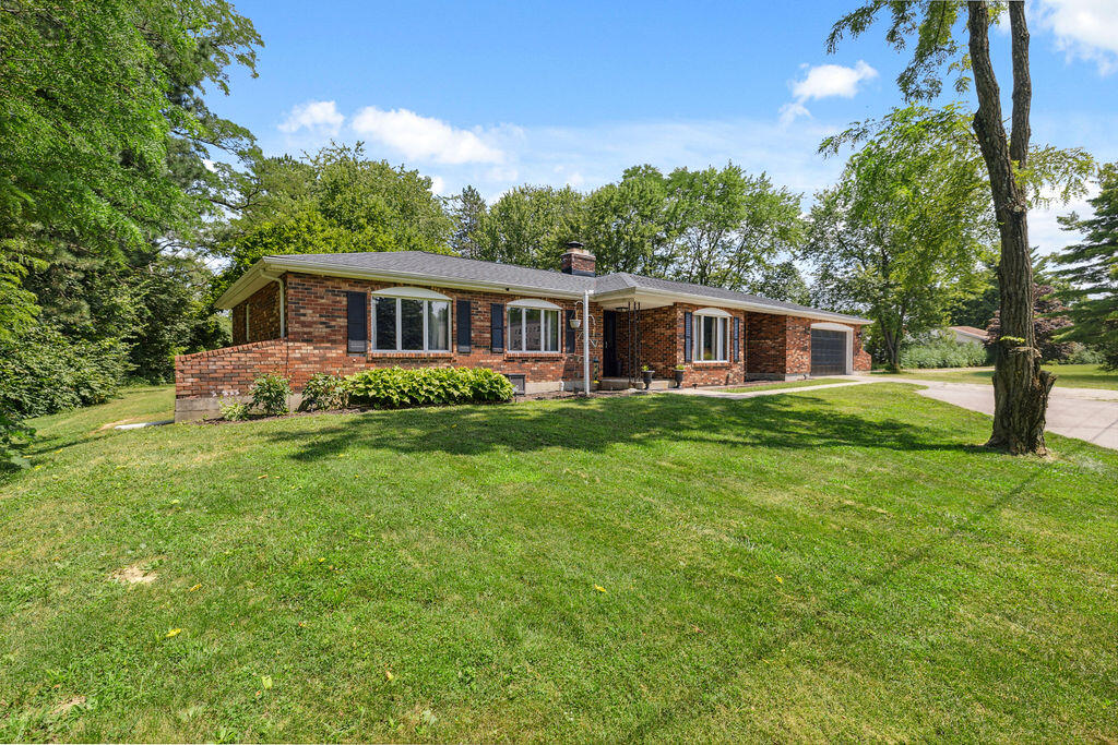 930 Bickett Road, Xenia, Ohio 45385