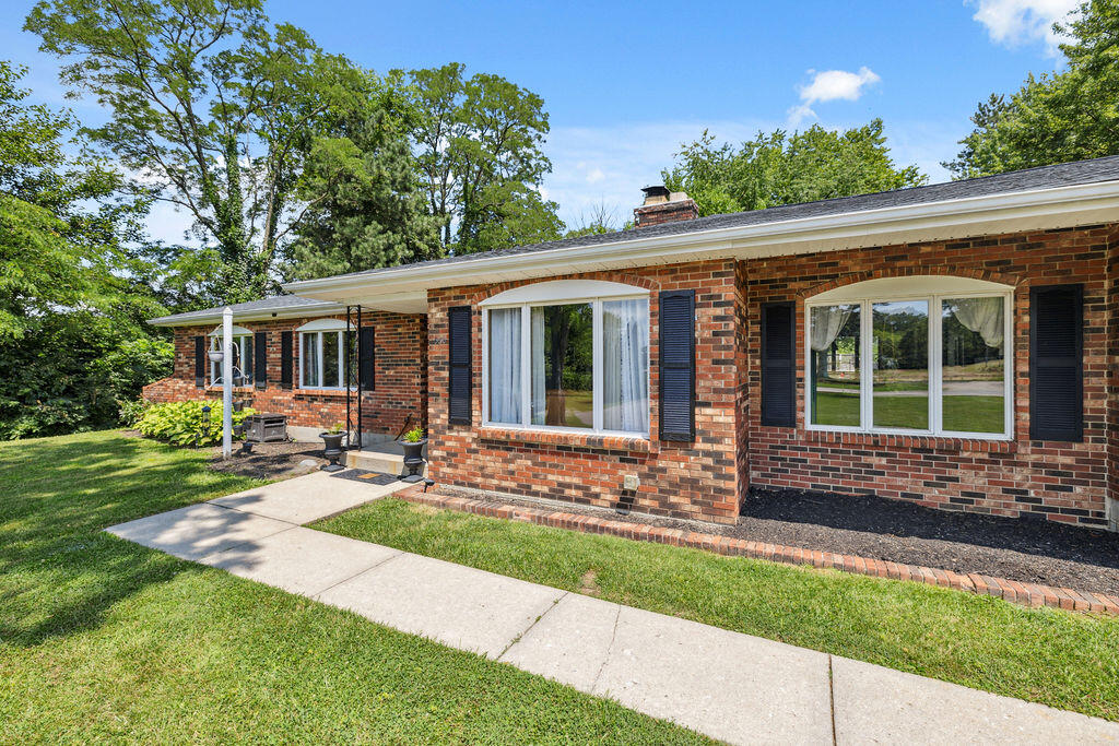 930 Bickett Road, Xenia, Ohio 45385