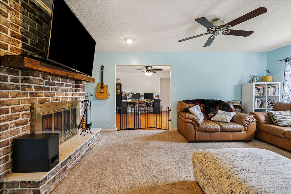 930 Bickett Road, Xenia, Ohio 45385