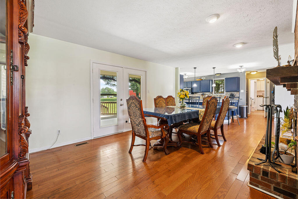 930 Bickett Road, Xenia, Ohio 45385