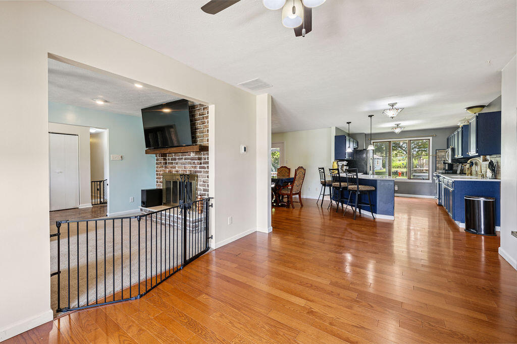 930 Bickett Road, Xenia, Ohio 45385
