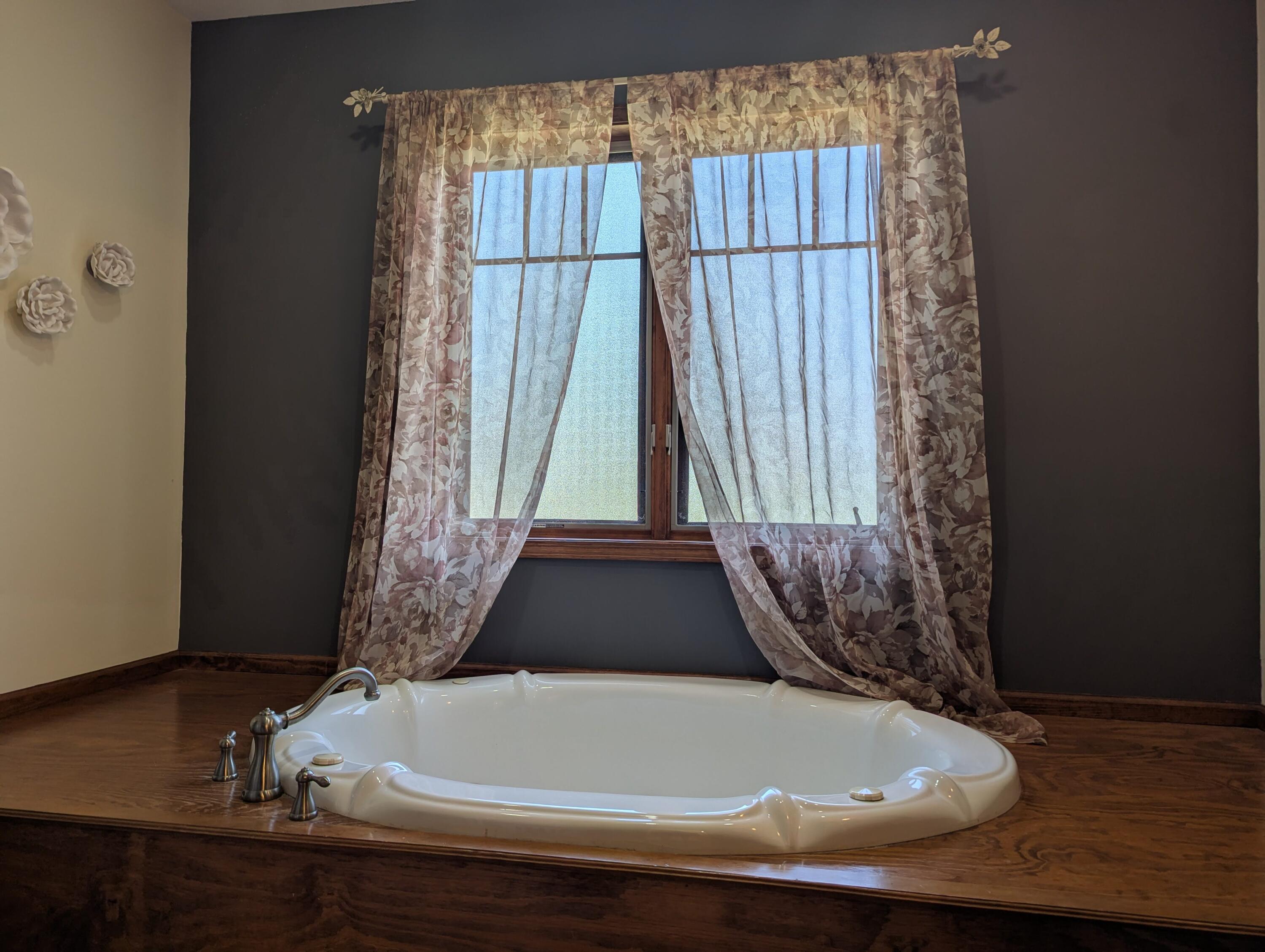 1423 Kingsgate Road, Springfield, Ohio 45503