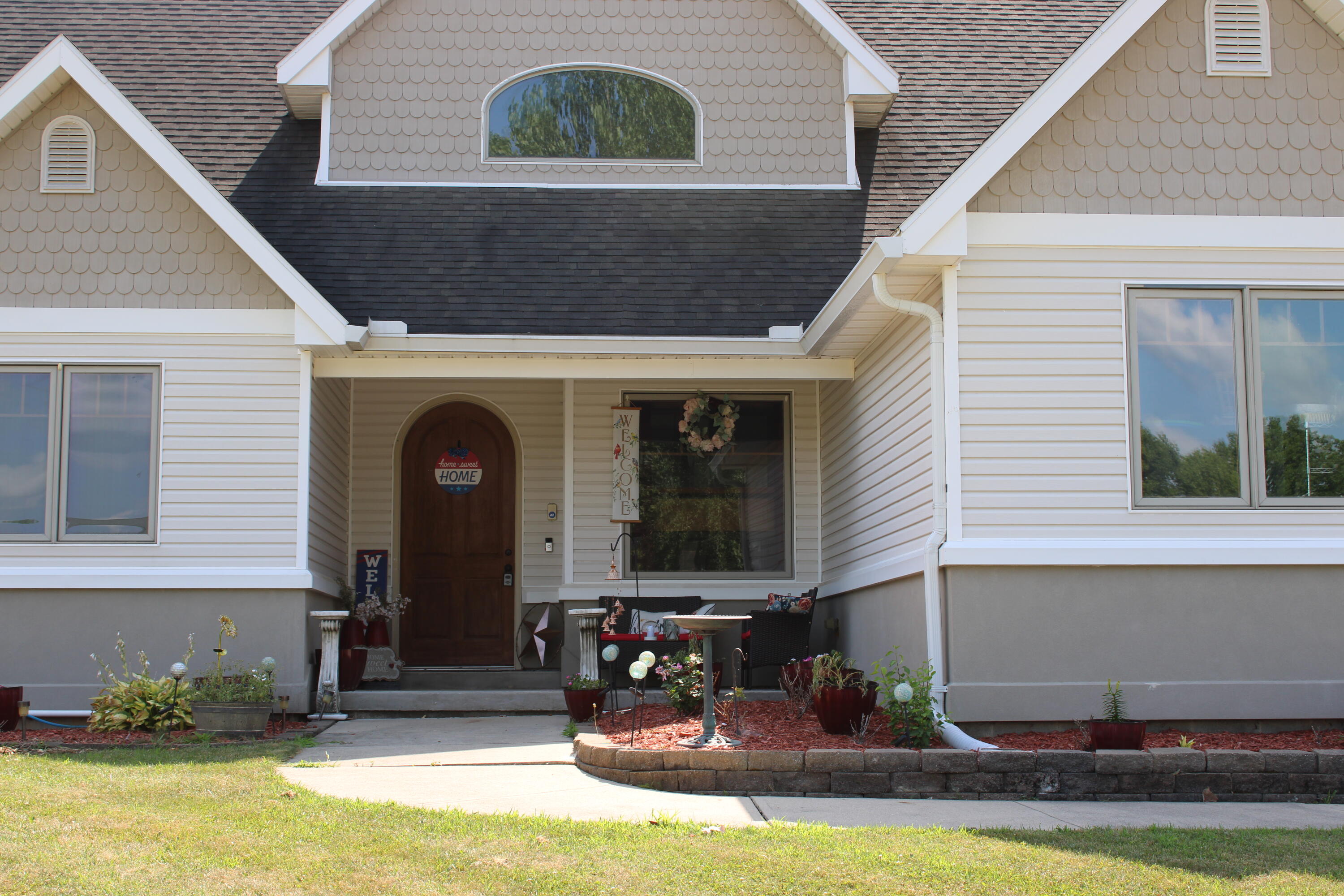 1423 Kingsgate Road, Springfield, Ohio 45503