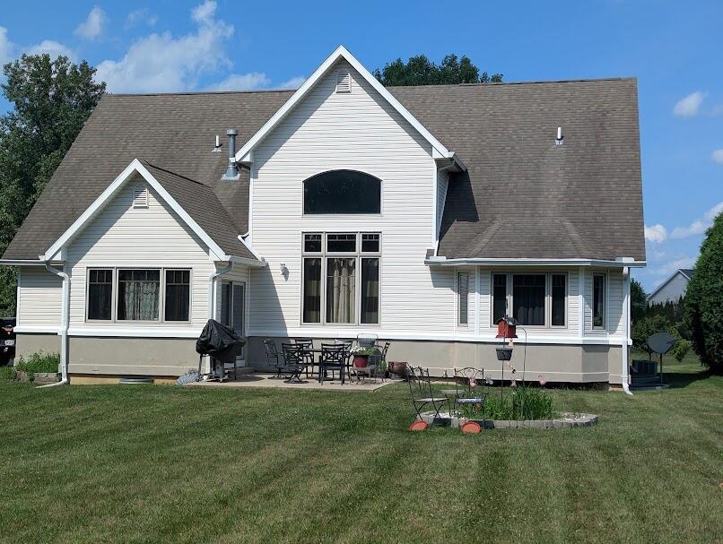 1423 Kingsgate Road, Springfield, Ohio 45503