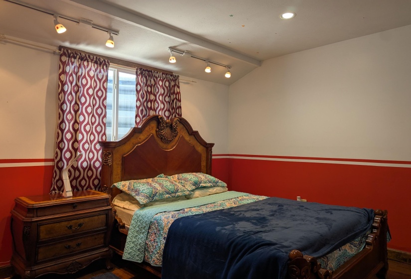 Down Bed Right 1