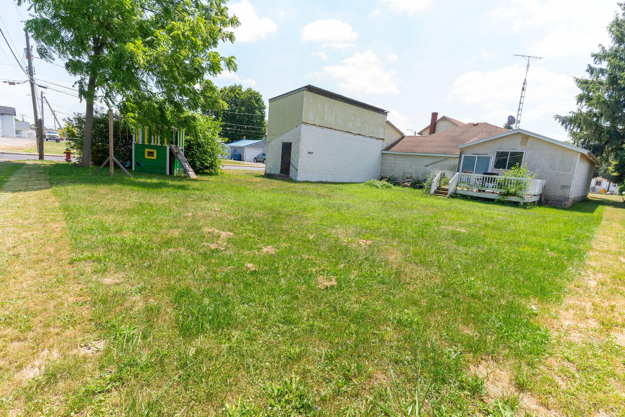 202 College Street, Jackson Center, Ohio 45334