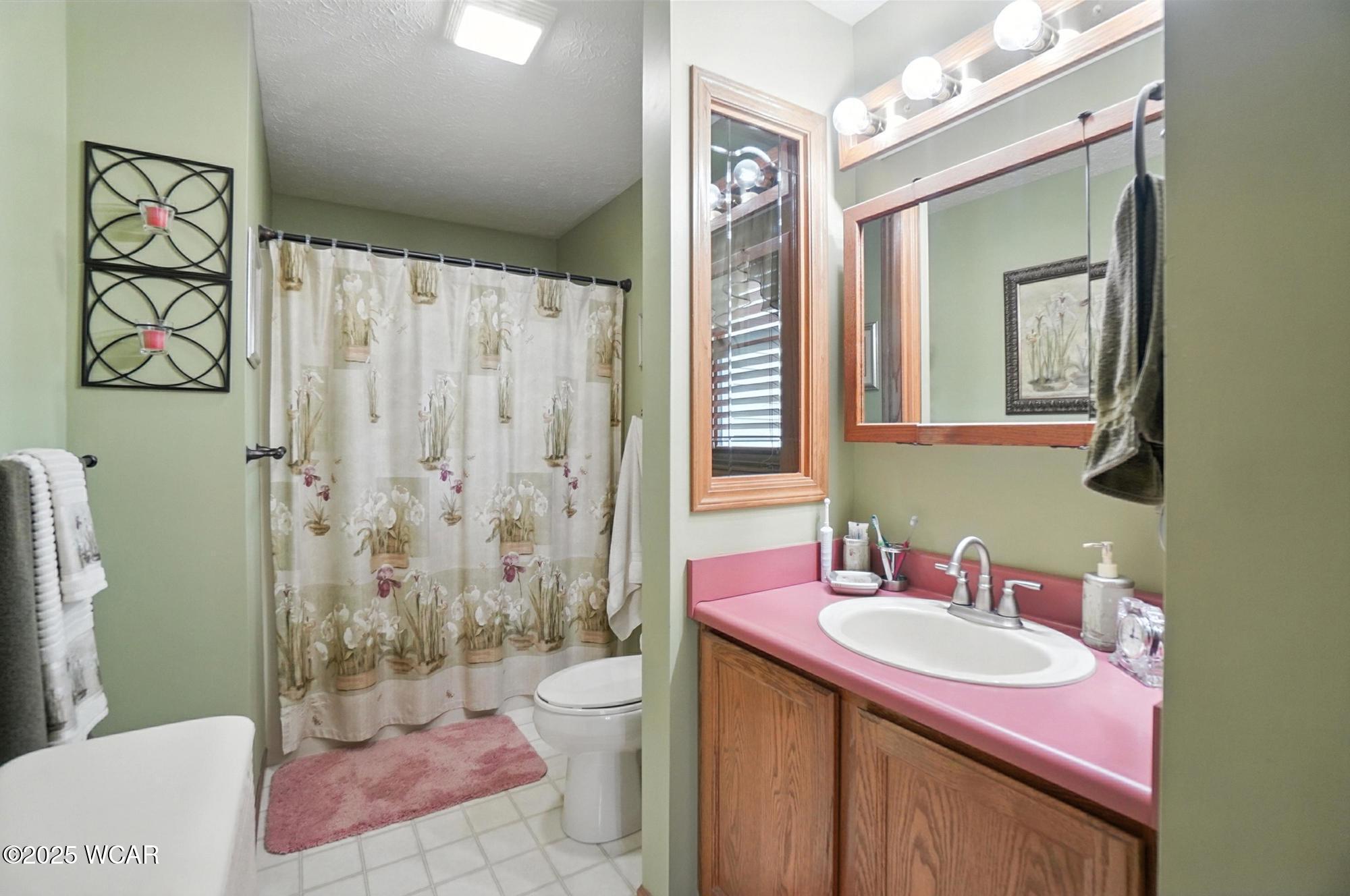 18689 Galvin Road, Middle Point, Ohio
