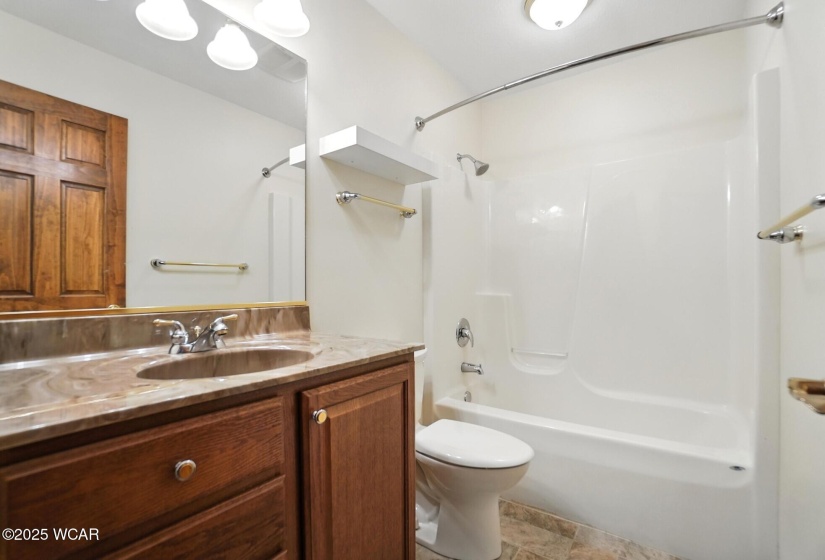 2564 Autumn Ridge Drive, Lima, Ohio, 3 Bedrooms Bedrooms, ,2 BathroomsBathrooms,Residential,For Sale,Autumn Ridge,307419
