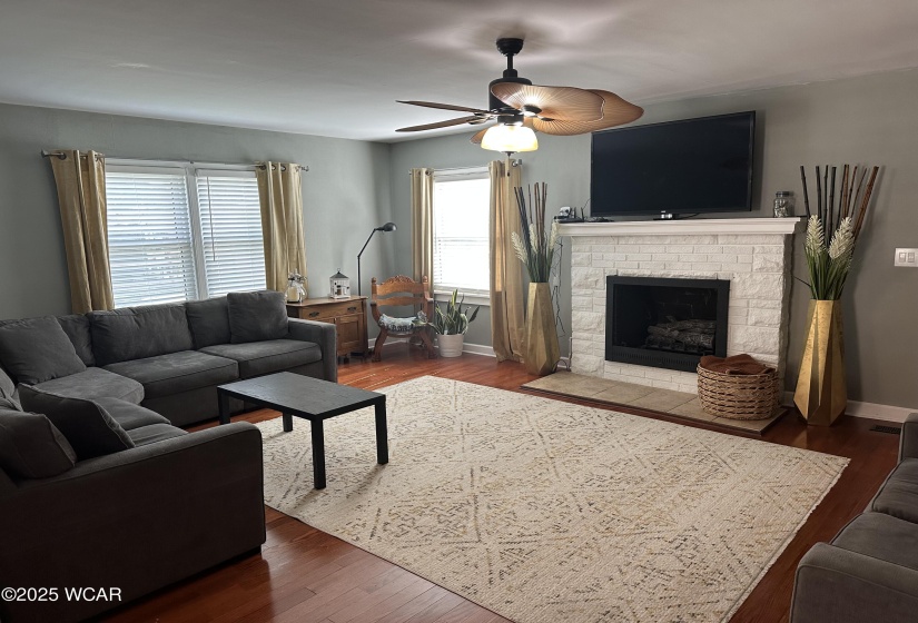 400 Westminster Street, Waynesfield, Ohio, 4 Bedrooms Bedrooms, ,1 BathroomBathrooms,Residential,For Sale,Westminster,307608