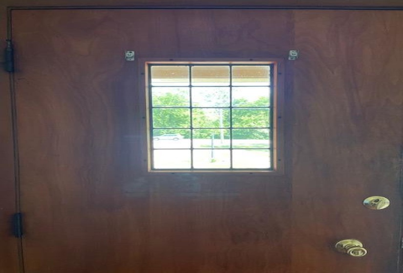 Door frt