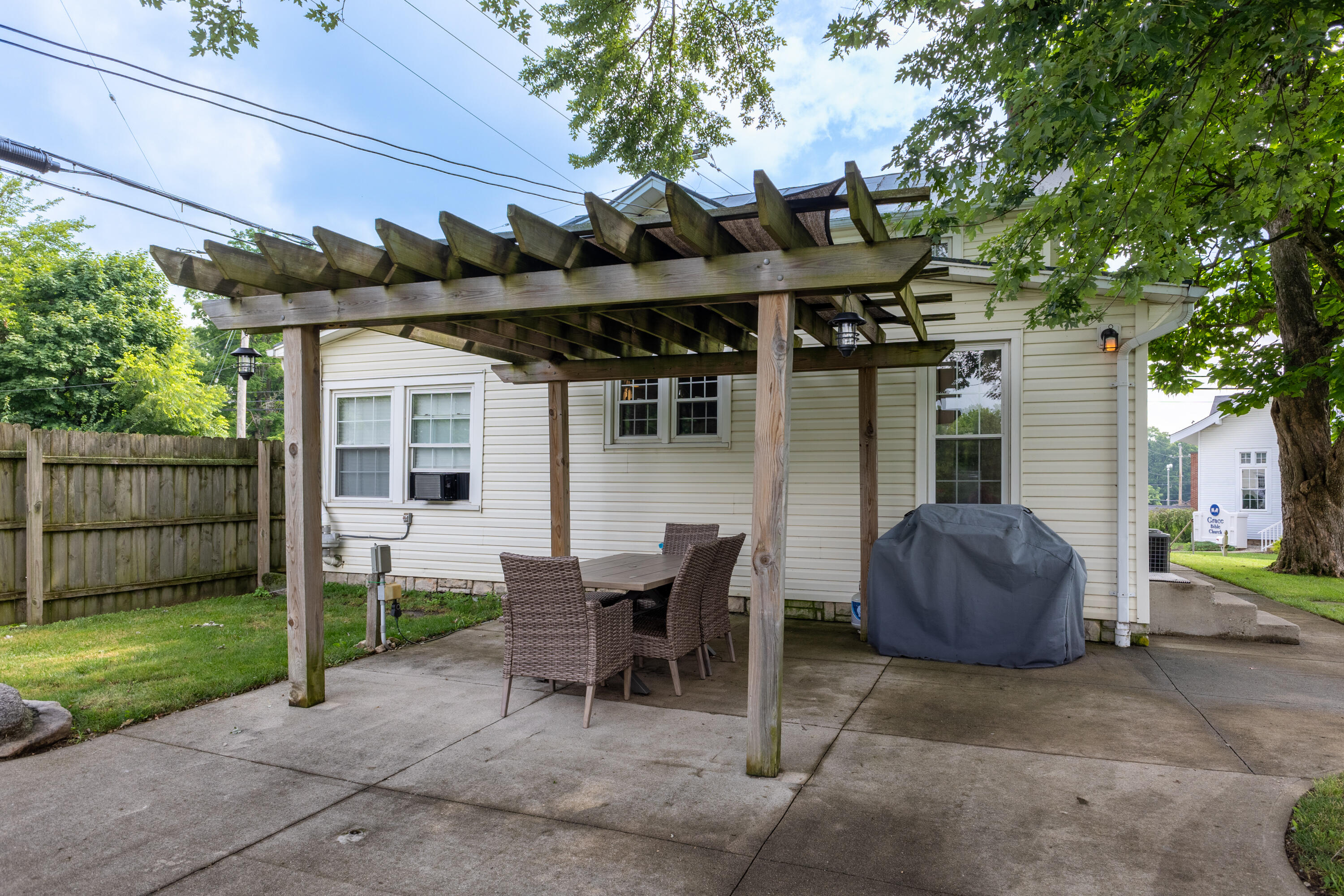 11 Kimmel Road, Clayton, Ohio 45315