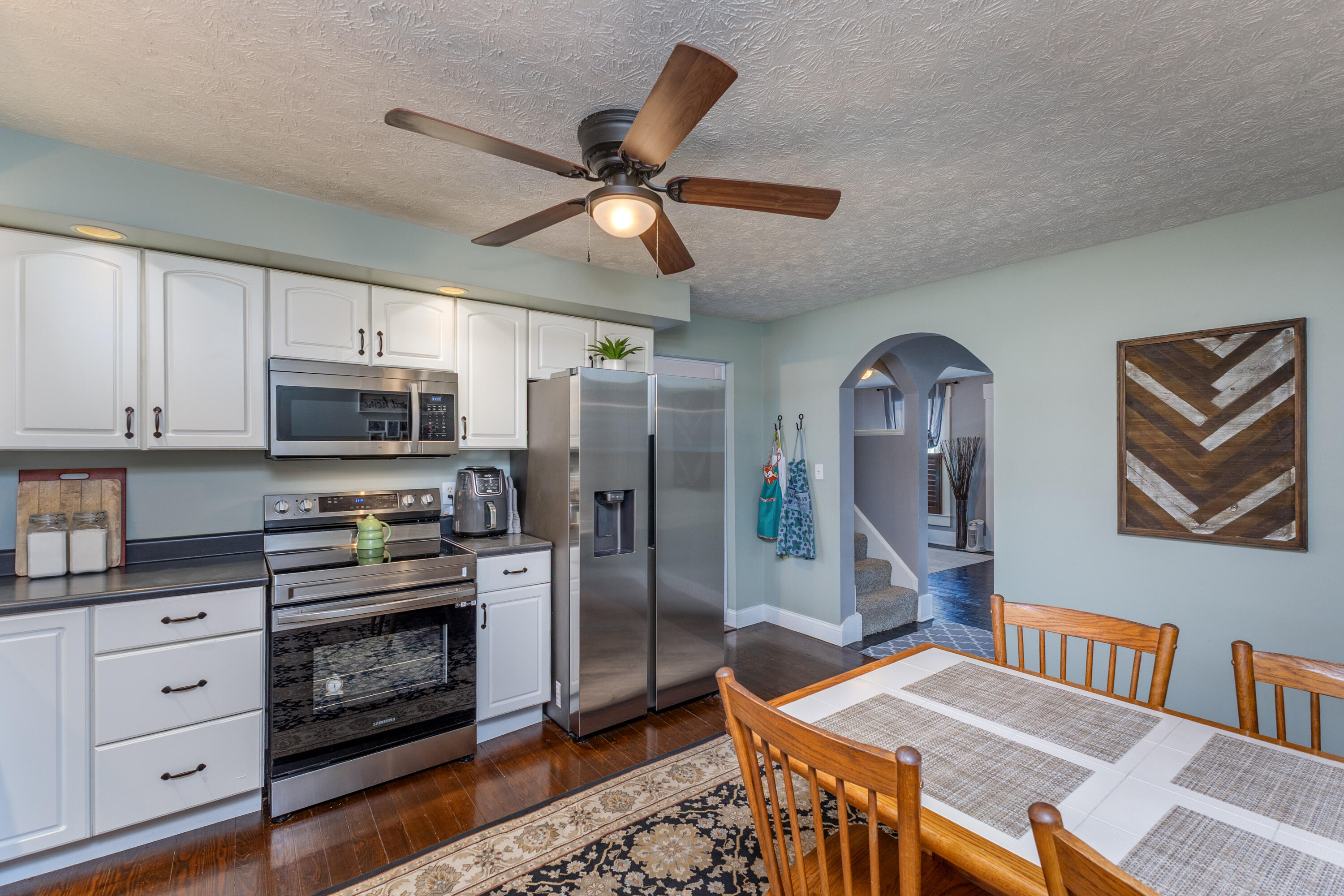 11 Kimmel Road, Clayton, Ohio 45315
