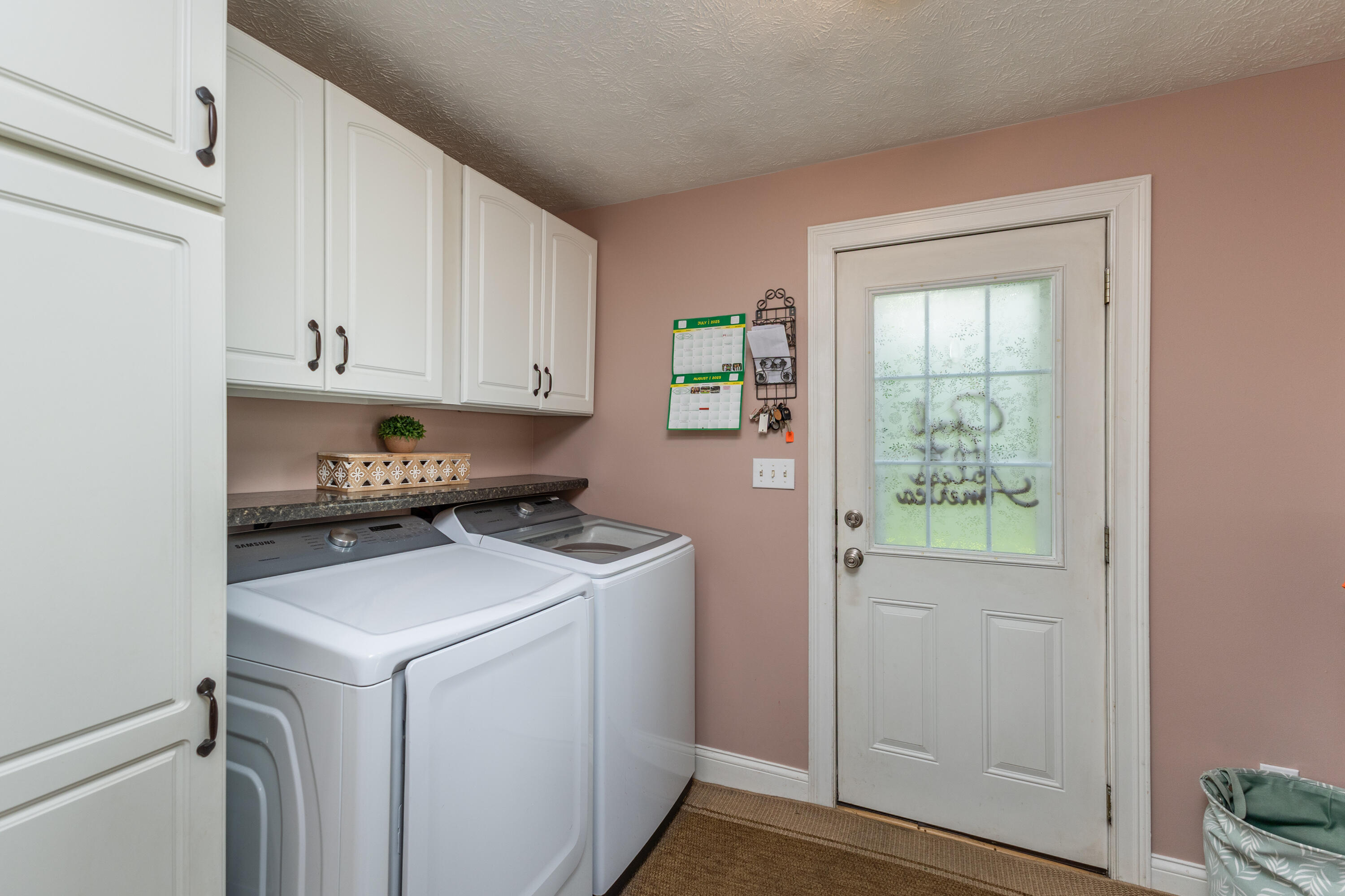 11 Kimmel Road, Clayton, Ohio 45315