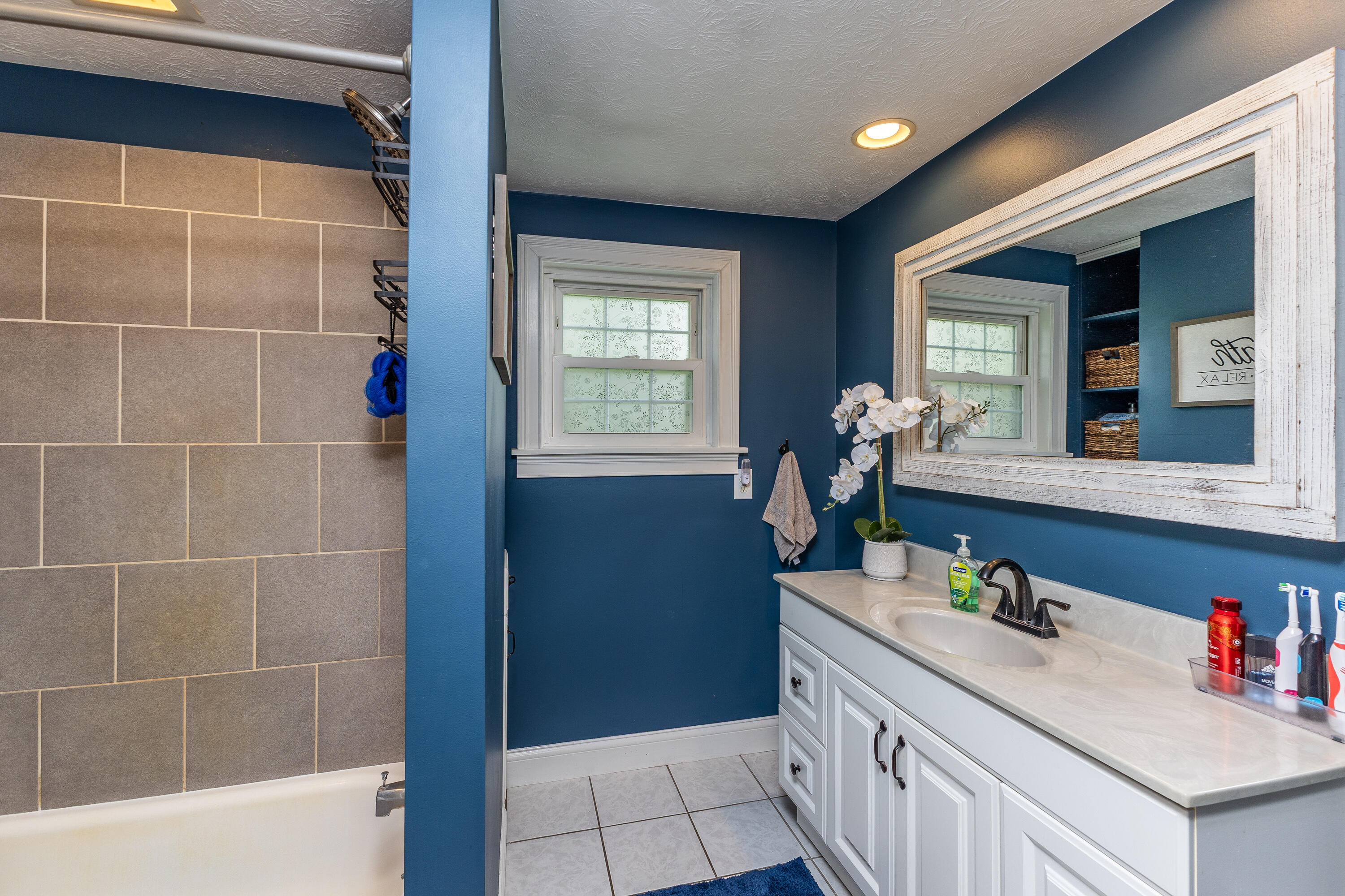 11 Kimmel Road, Clayton, Ohio 45315