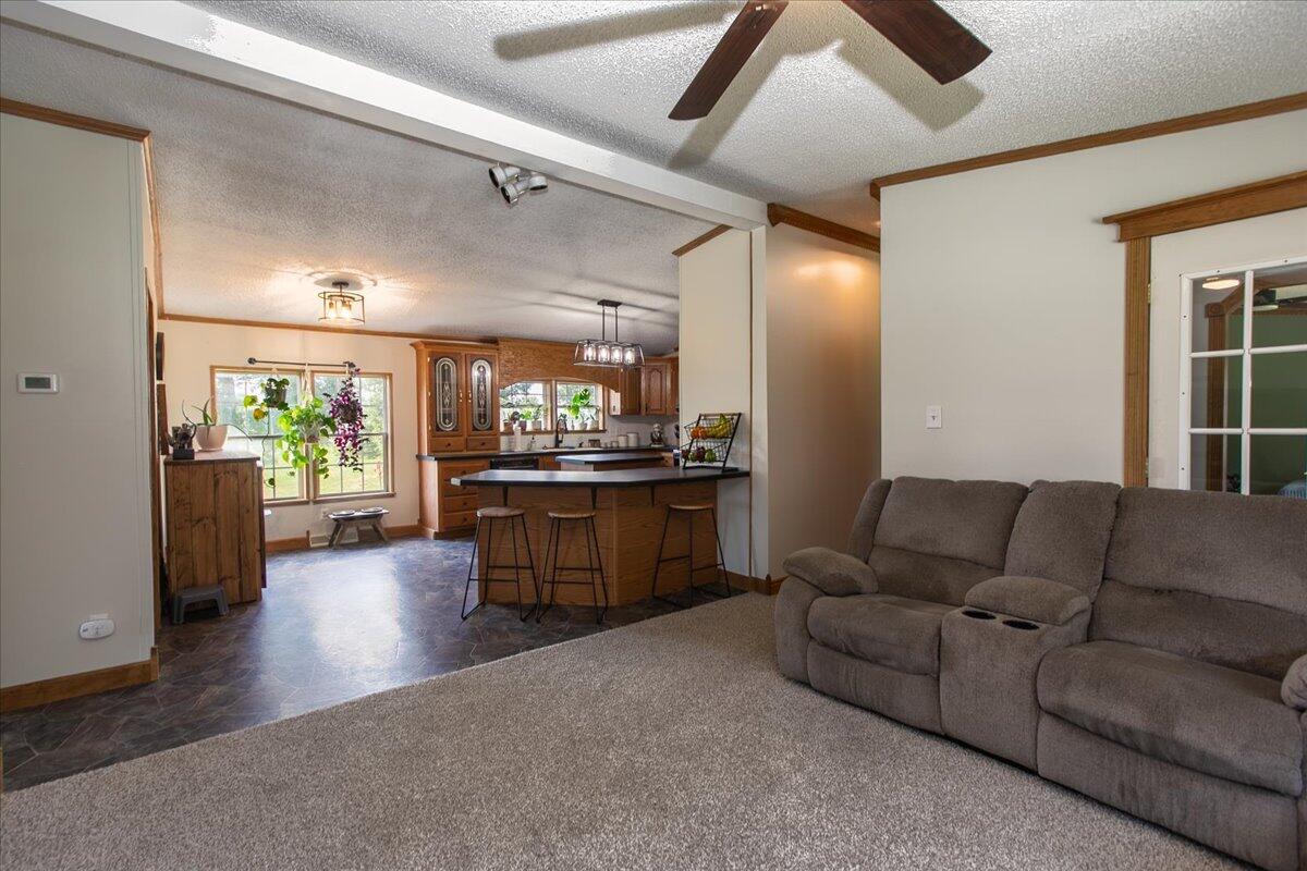 5246 Township Road 202, De Graff, Ohio 43318