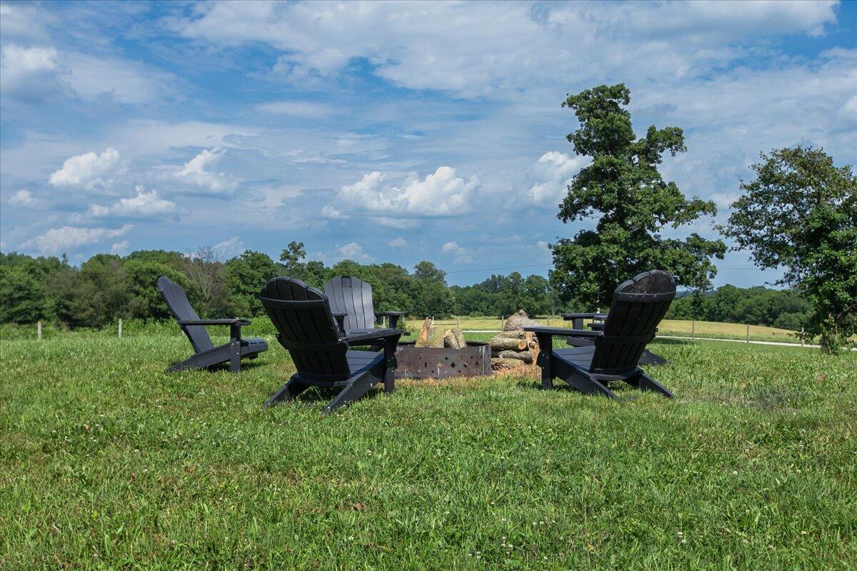 5246 Township Road 202, De Graff, Ohio 43318