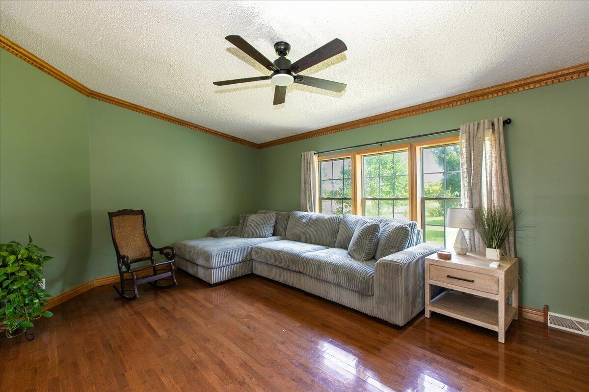 5246 Township Road 202, De Graff, Ohio 43318