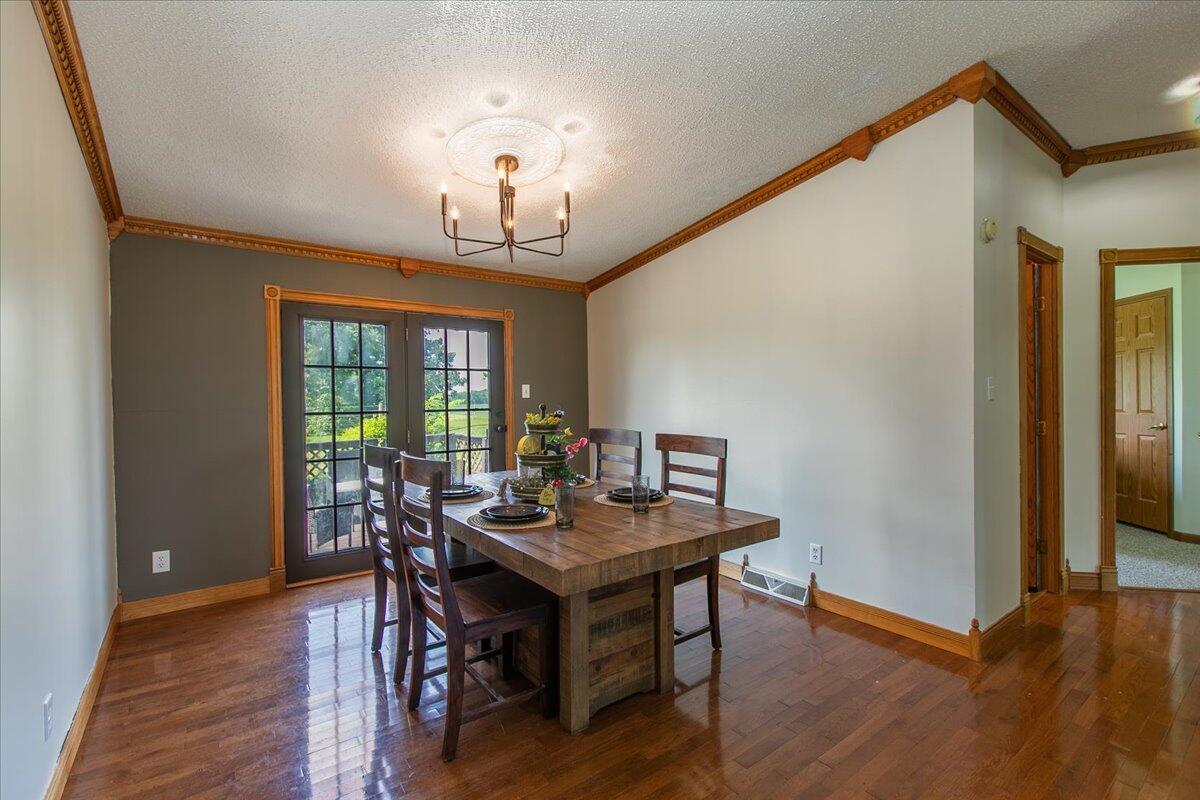 5246 Township Road 202, De Graff, Ohio 43318