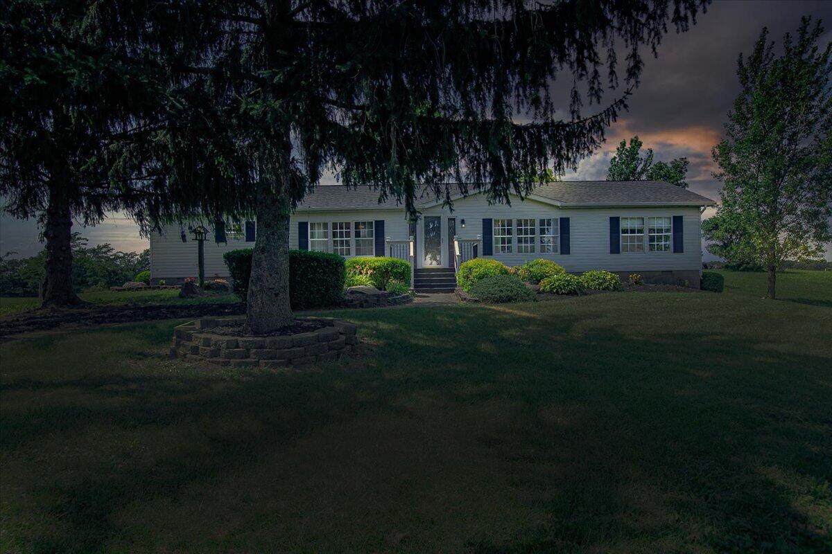 5246 Township Road 202, De Graff, Ohio 43318
