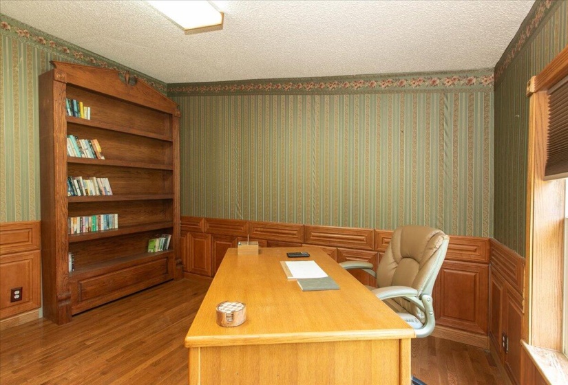23-Office2