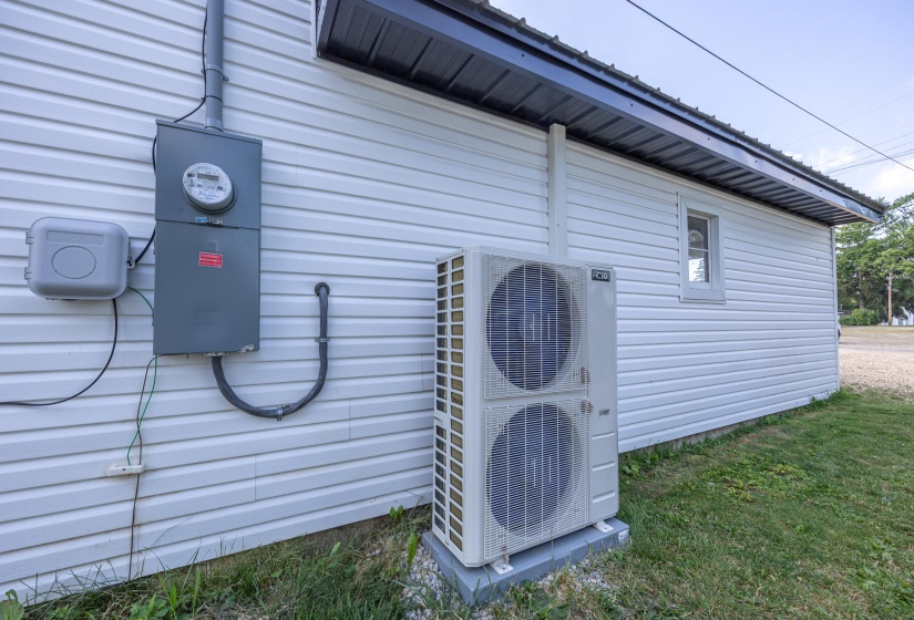 AC