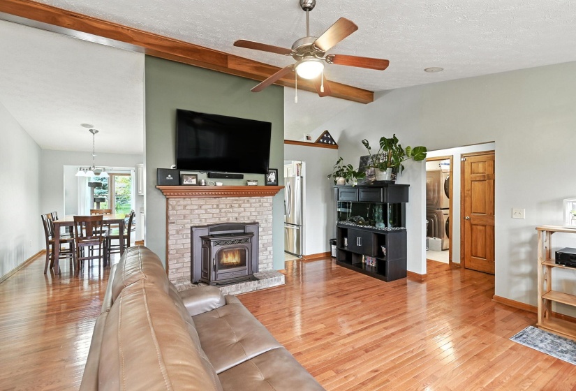 7-web-or-mls-4109-brookston-dr