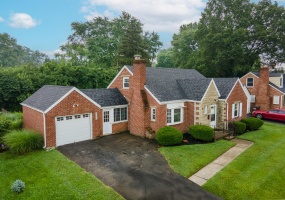 3858 Far Hills Avenue, Dayton, Ohio 45429, 3 Bedrooms Bedrooms, ,1 BathroomBathrooms,Residential,For Sale,Far Hills,1040050
