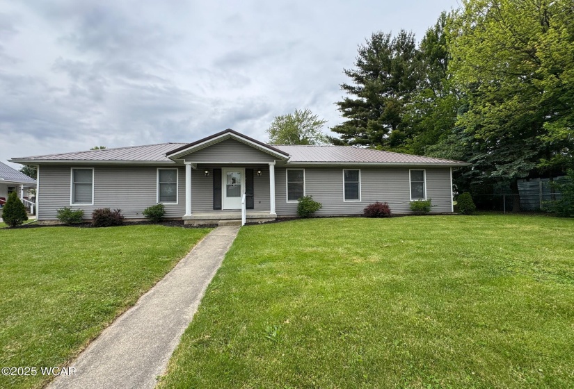 121 Broadway Street, Kenton, Ohio, 4 Bedrooms Bedrooms, ,2 BathroomsBathrooms,Residential,For Sale,Broadway,307245