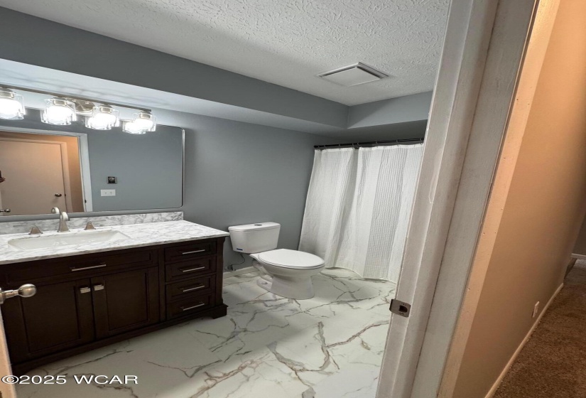 121 Broadway Street, Kenton, Ohio, 4 Bedrooms Bedrooms, ,2 BathroomsBathrooms,Residential,For Sale,Broadway,307245
