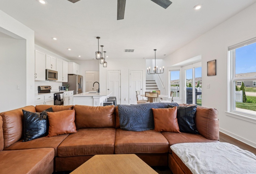 14-web-or-mls-Cherry Birch Dr-S1507-014