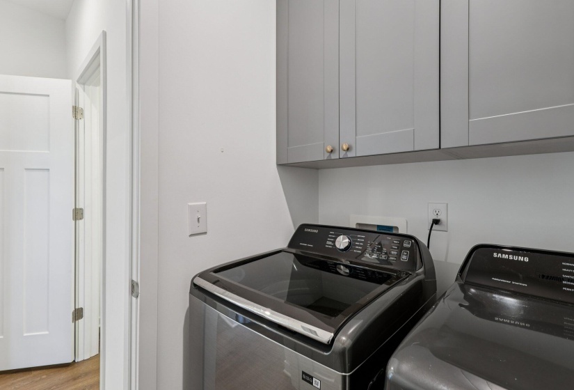 28-web-or-mls-Cherry Birch Dr-S1507-028