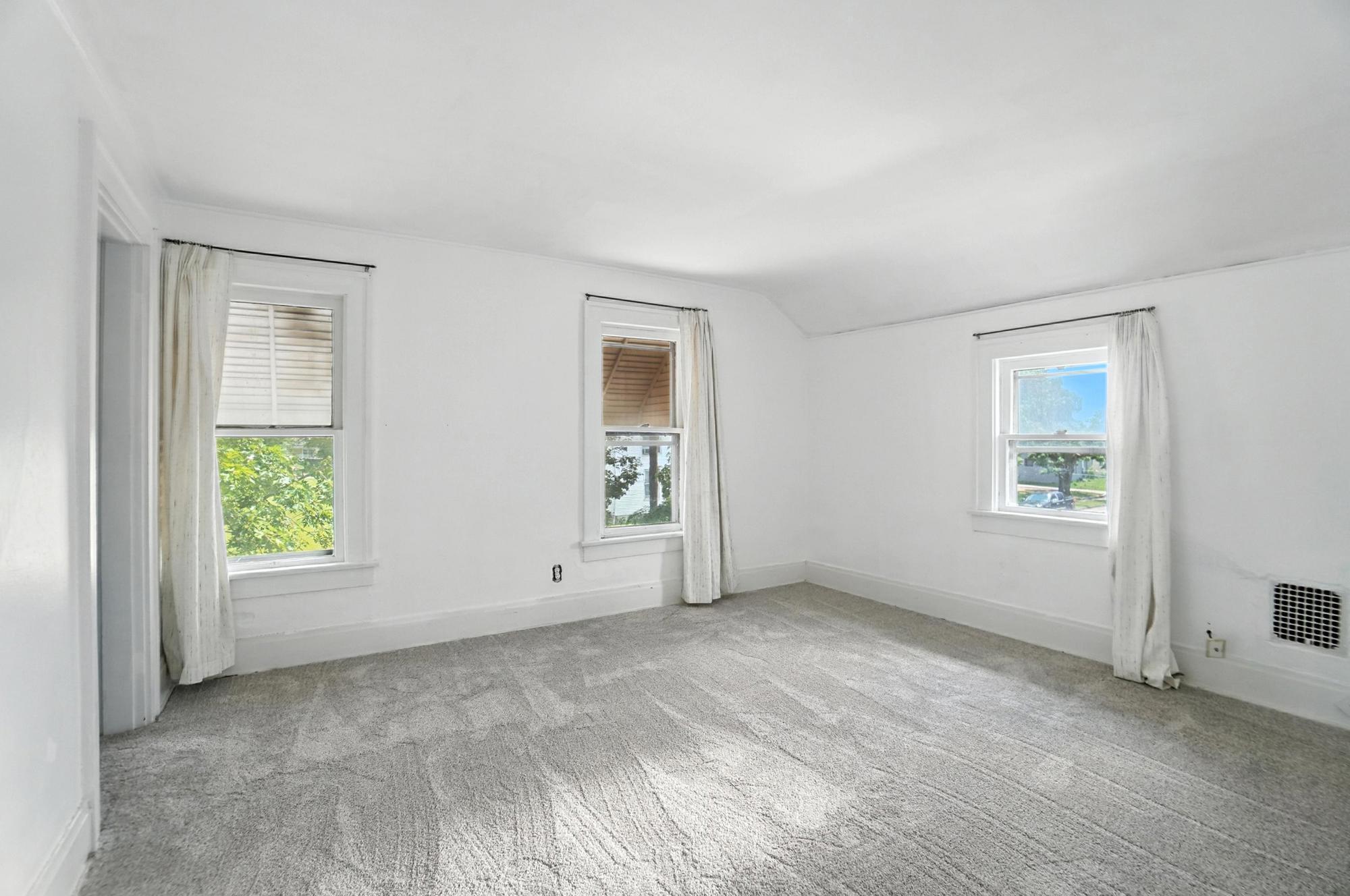 341 HIGHLAND Avenue, Columbus, Ohio 43223