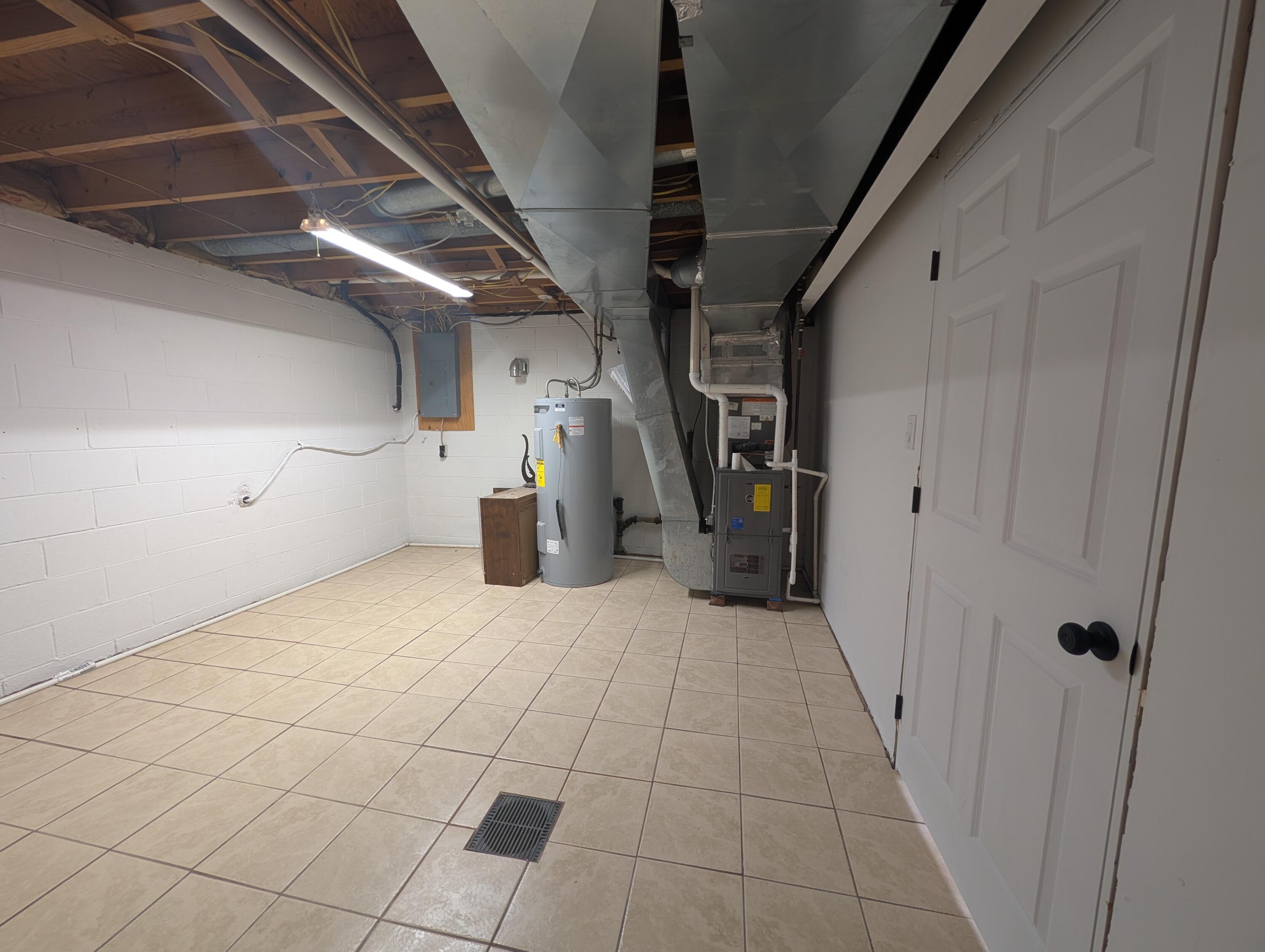 6729 Sterling Drive, Enon, Ohio 45323