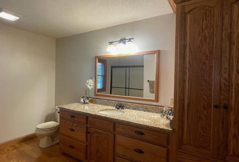 MASTER BATH ENSUITE