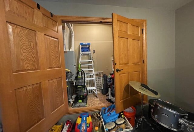 CLOSET IN GARAGE