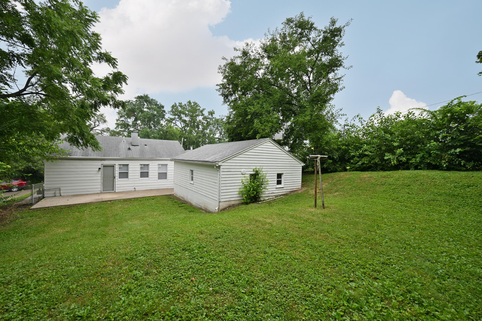 1715 Summit Street, Springfield, Ohio 45503