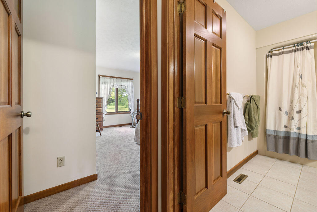 12600 Christiansburg Jackson Road, Saint Paris, Ohio 43072
