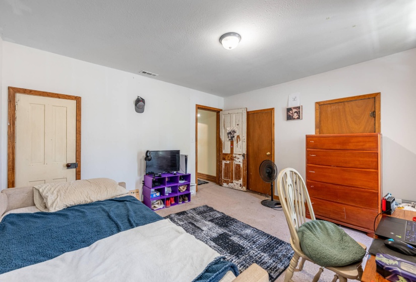 515 W Columbus-19