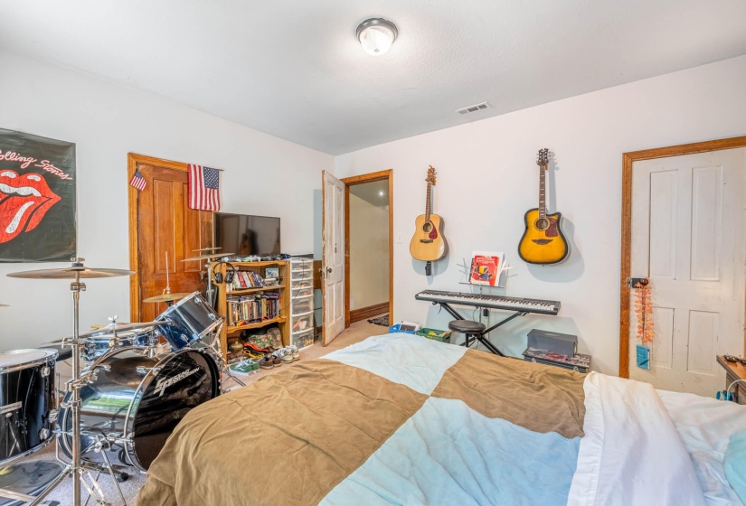 515 W Columbus-17